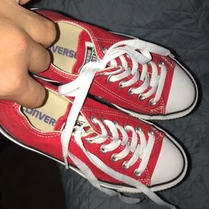 RED CONVERSE PERFECT CONDITION